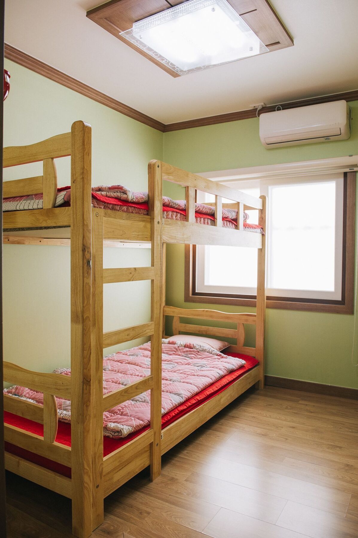 We Guesthouse Busan Dış mekan fotoğraf